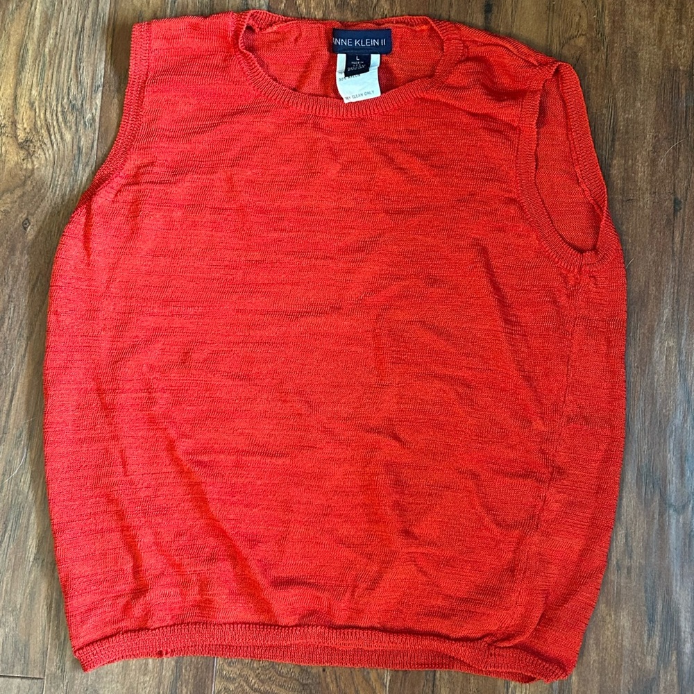 Vintage Anne Klein II Sleeveless Top/Sweater like Vest, Size L (Runs Small)